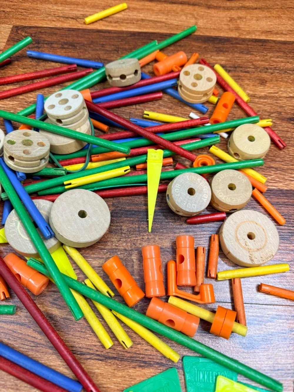 Questor 1972 tinkertoy